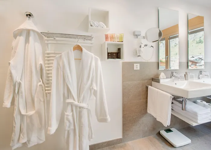 ホテル アリステラ スイスフレア ツェルマット